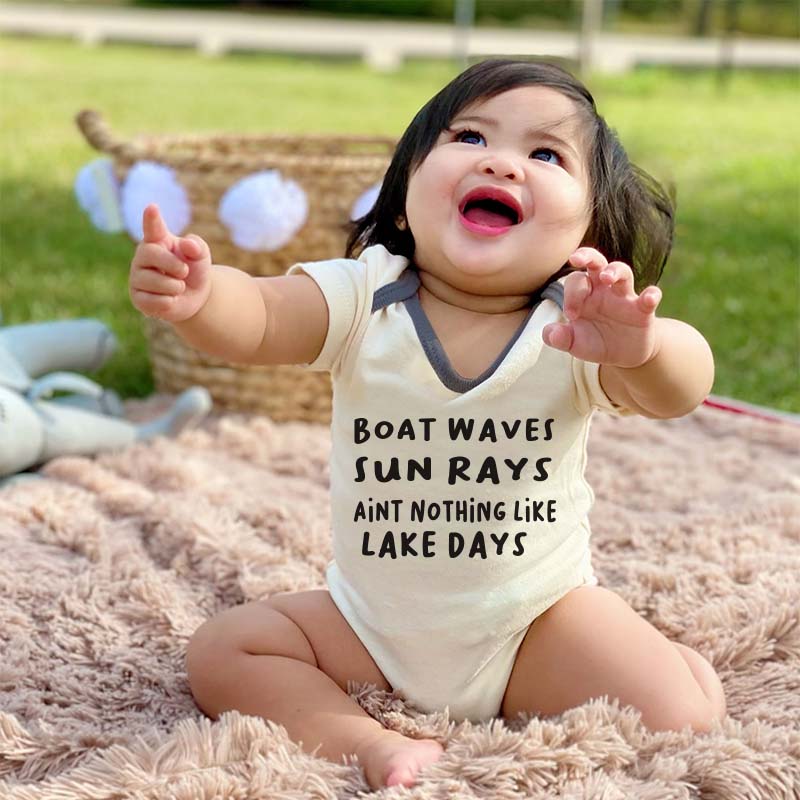 Cute Beach wear Baby Outfit Lake Days Spring Summer Fall Custom Bodysuit Unisex Infant Baby Clothing Boat Romper Family Vacation Shirt Baby Shower Gift