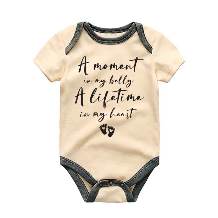 A moment in my belly - Cute Infant Baby Bodysuit