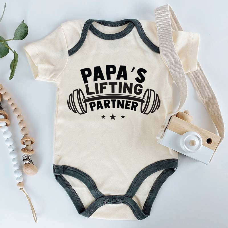 Papa's Lifting Partner Baby Clothes Dad Fitness Buddy Baby Outfit Funny Custom Gym Lover Baby Boy Girl Clothes Baby Shower Gift for Active Dads Workout Buddy Bodysuit