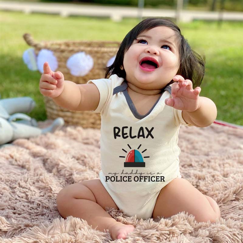 Police Officer Hero Dad Baby Clothes Law Enforcement Outfit Daddy's Backup Custom Unisex Baby boy girl bodysuit Officer in Charge Shirt Personalized Pregnancy Reveal Jumpsuit