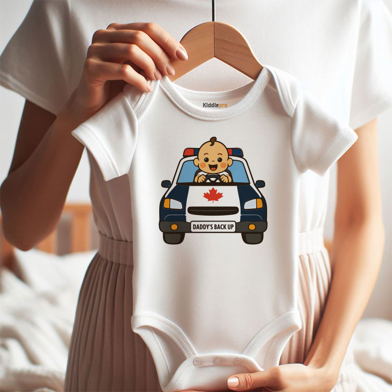 Daddy’s Backup Baby Bodysuit – Cute Newborn Infant Outfit for Boys or Girls – Short Sleeve Baby Clothing with Police Car Design – Fun Baby Shower or Father Gift