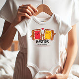 Besties Just Like Our Moms Baby Bodysuit Best friends Matching Outfit Baby Shower Gift Vêtements bébé
