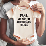 Mamie Prépare-Toi Pour des Câlins Infinis Body Bébé Annonce Grossesse Cadeau Futur Grand-Mère Tenue Bébé Douce et Rigolote