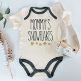 Mommy's Snowflakes First Christmas Baby Boy Girl Outfit Holiday Humor Baby Unisex baby Clothes Festive Babywear Cozy winter bodysuit Pregnancy Announcement Gift